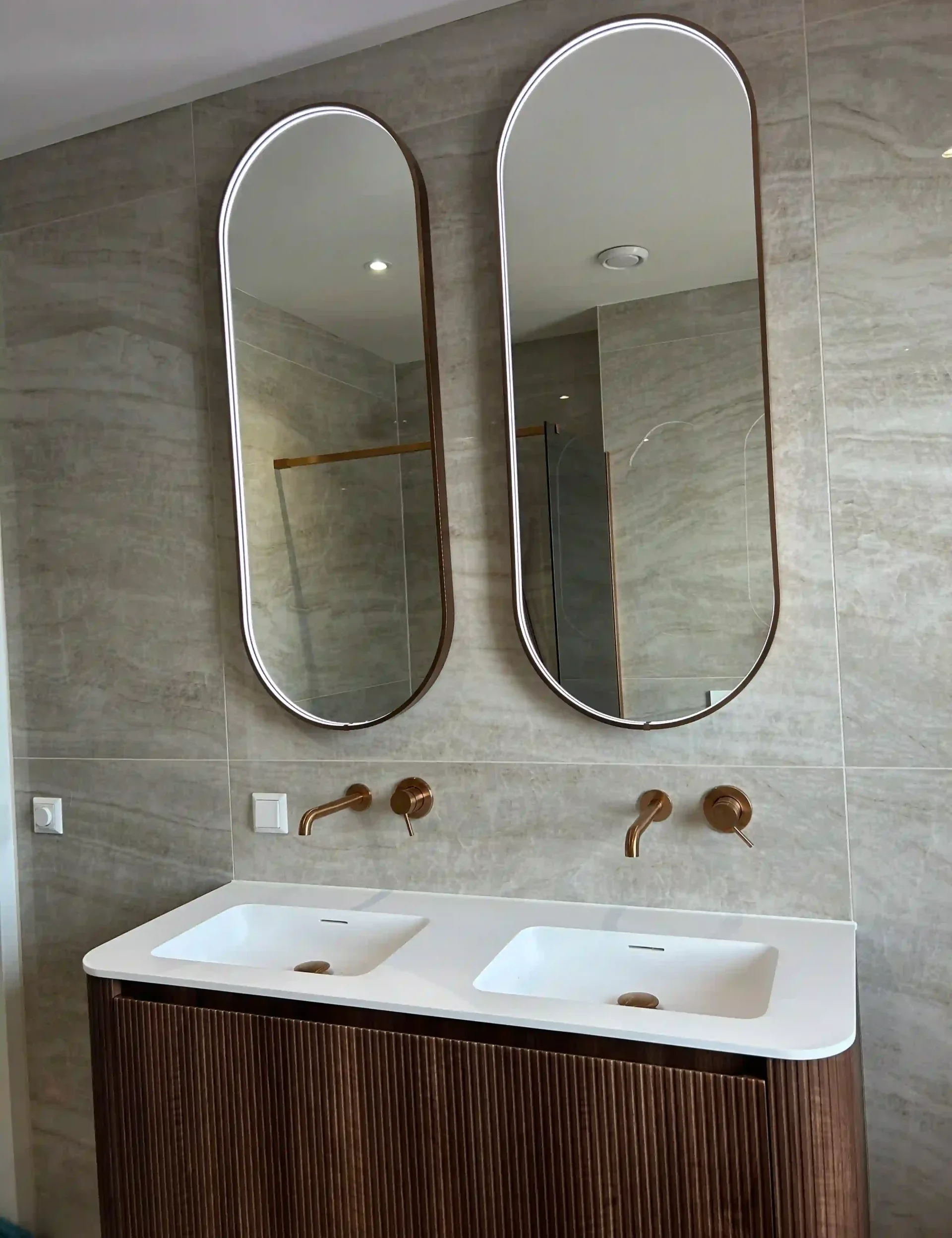 Badkamer renovatie met sanitair installatie